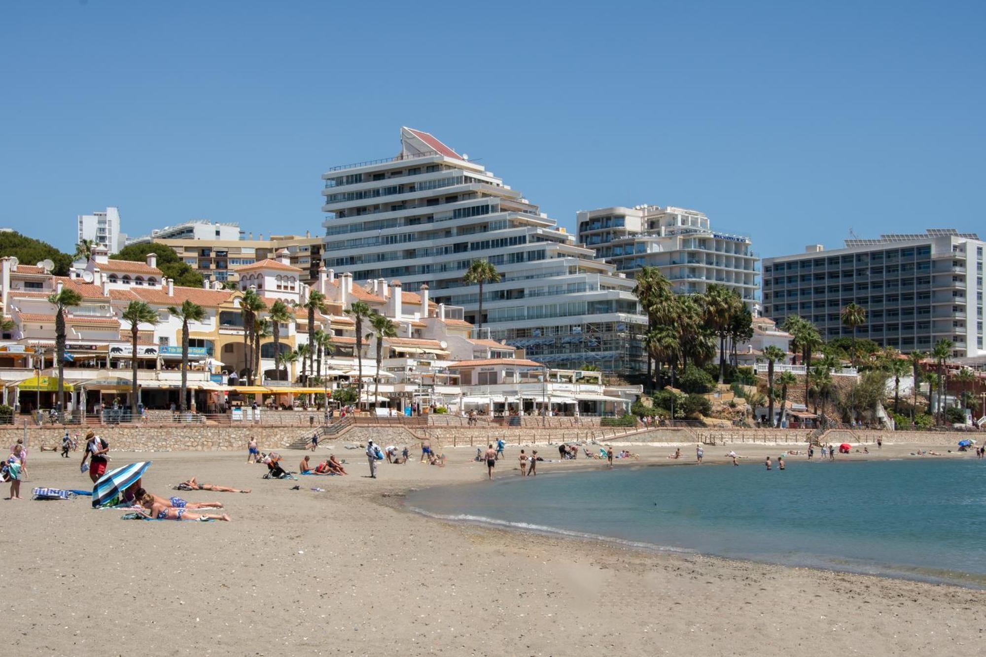 Luxury Frontline Beach Apartment With Sea View Benalmadena Exterior photo
